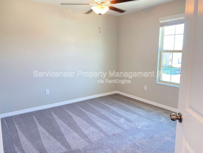 Building Photo - 7049 Samuel Ivy Dr