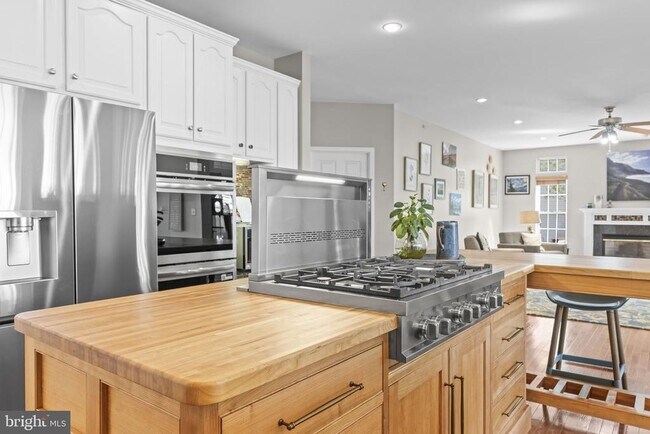 Building Photo - 15590 Canvasback Ct