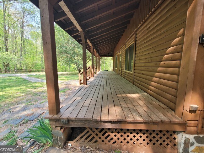 Building Photo - 2391 Booth Cir