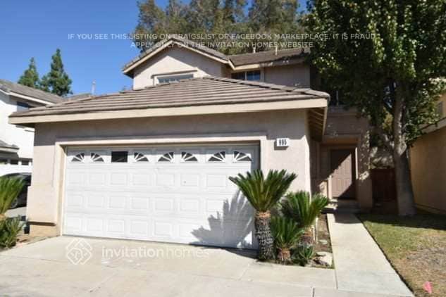 Building Photo - 895 Pathfinder Way