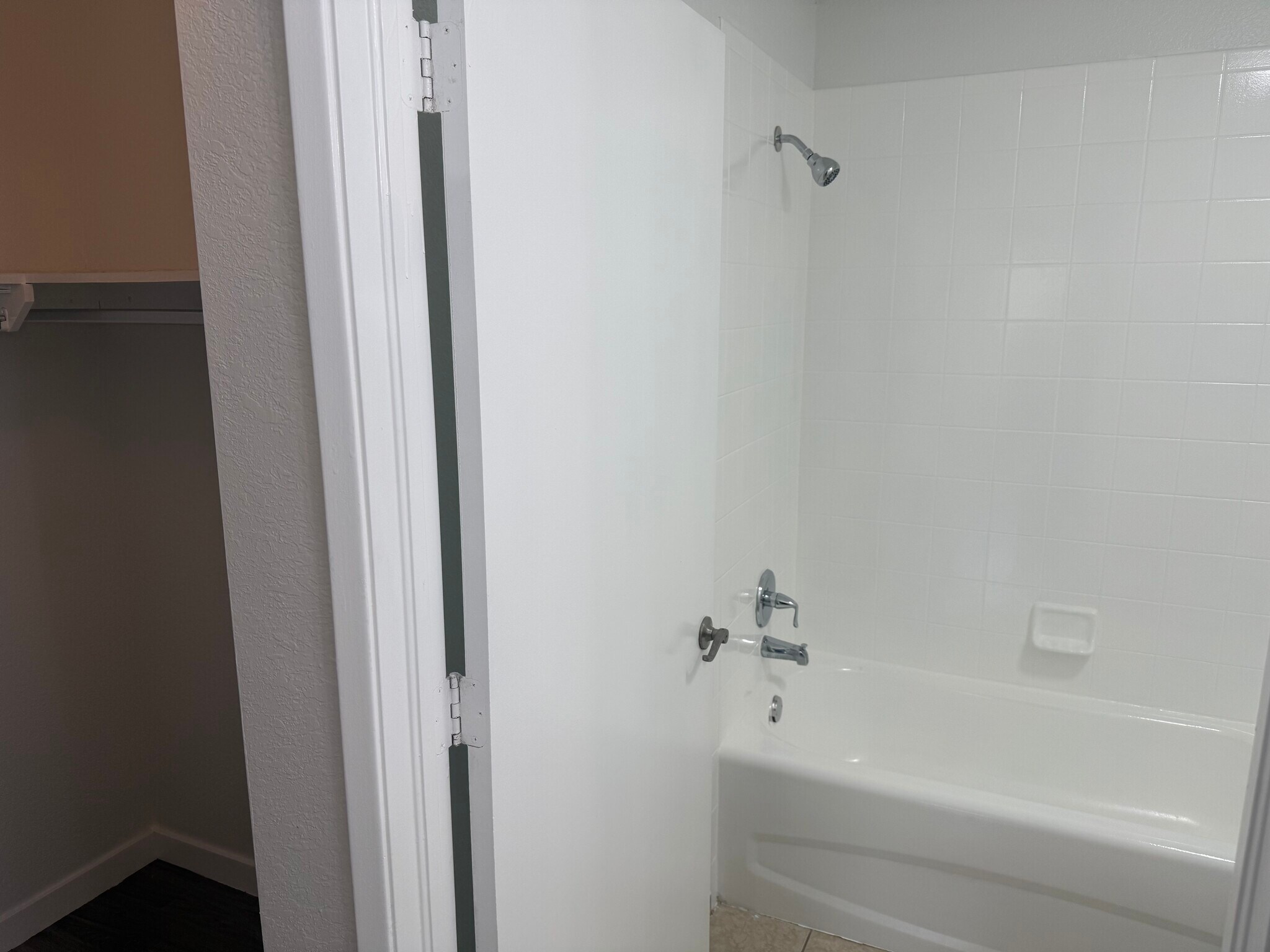 Building Photo - 8285 Ibis Club Dr