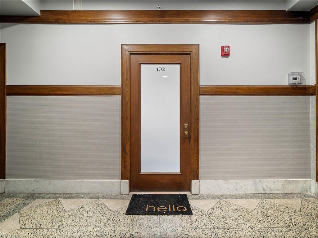 Building Photo - 140 Public Sq