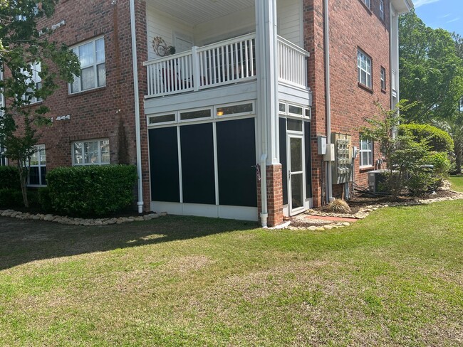 Building Photo - First Floor, End Unit, Two bedroom, Two ba...