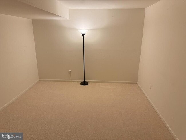 Building Photo - A rare opportunity to experience spacious, sophisticated living in a premier location.