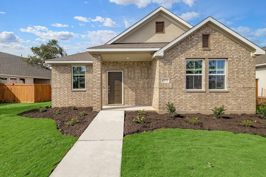 Primary Photo - 2725 Stone Branch Dr