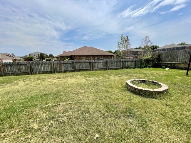 Building Photo - 4904 Caddo Creek Ct