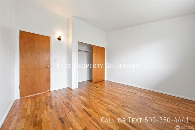 Building Photo - 401 Statter Rd