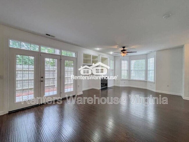 Building Photo - 446 Blue Beech Way