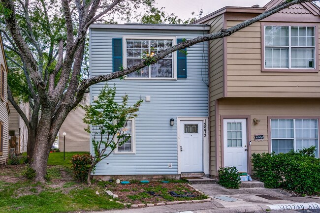Primary Photo - UPDATED 2-BEDROOM TOWNHOME AT NORTH PARK T...
