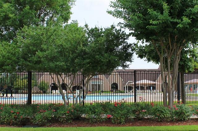 Building Photo - 682 Crockett Dr