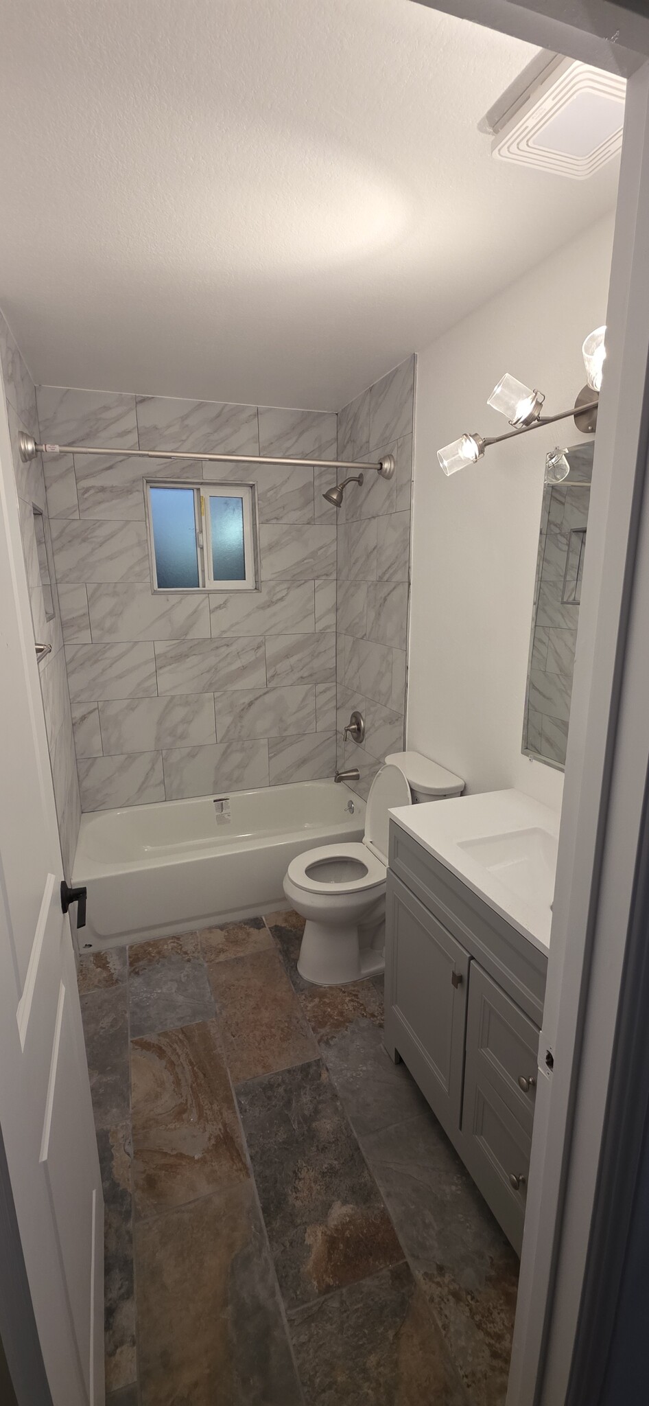 Bathroom - 1551 Hickory Ln