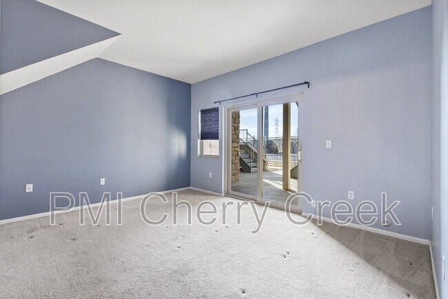 Building Photo - 18602 E Water Dr