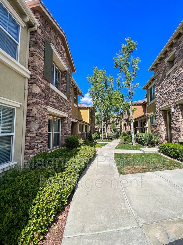 Building Photo - 30505 Canyon Hills Rd