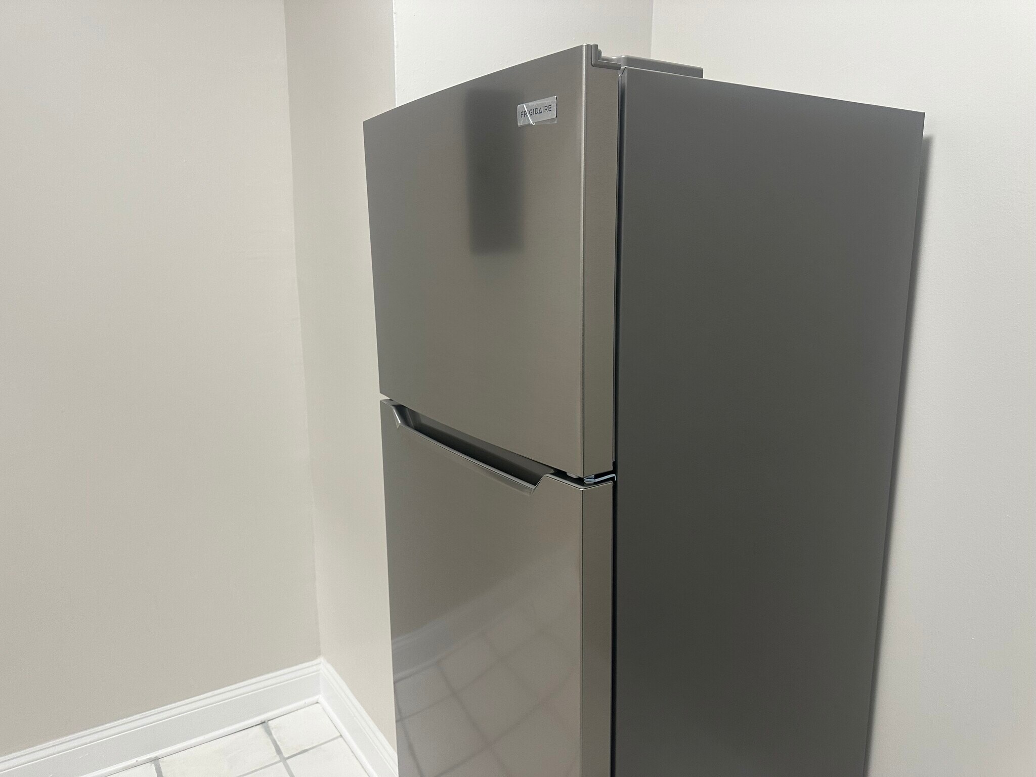 Building Photo - 328 61st St