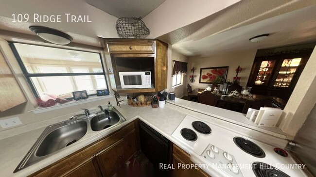 Building Photo - 109 Ridge Trail