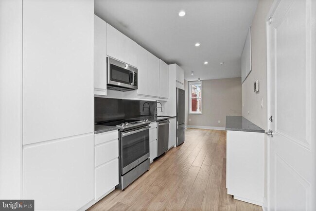 Primary Photo - 58 T St NW