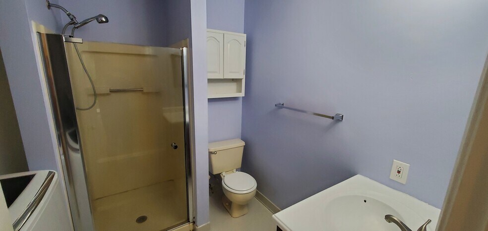 Building Photo - 432 Westridge Dr