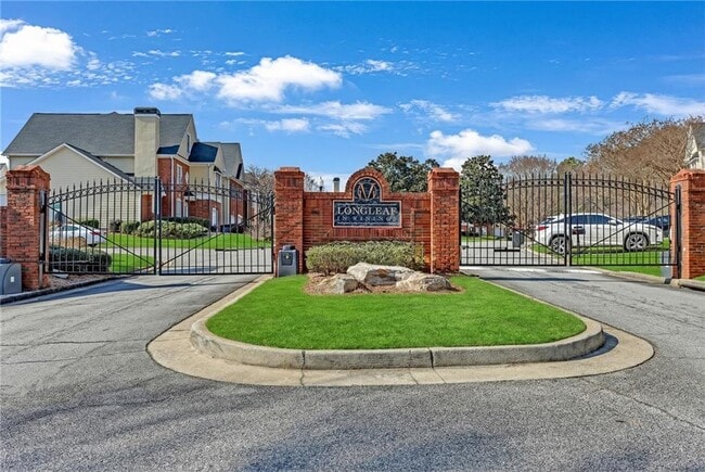 Building Photo - 2318 Longcourt Wy