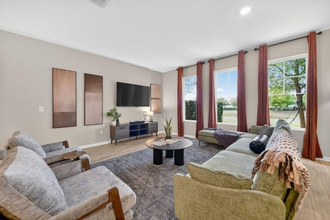 Building Photo - 700 Benoi Dr