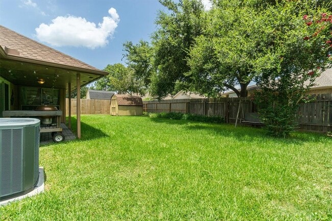 Building Photo - 2510 Park Meadows Ave