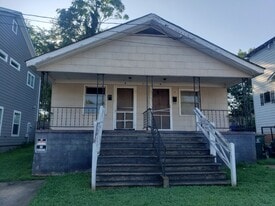 Building Photo - 15 Trotter St