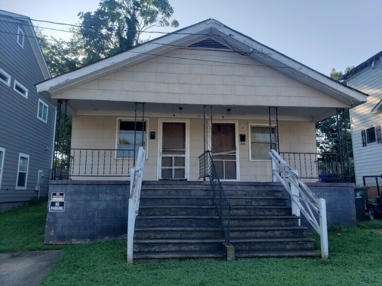Primary Photo - 15 Trotter St
