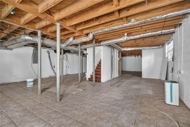 Building Photo - 3292 Holly Springs Rd