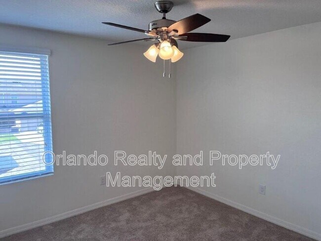 Building Photo - 4812 Riverwalk Dr