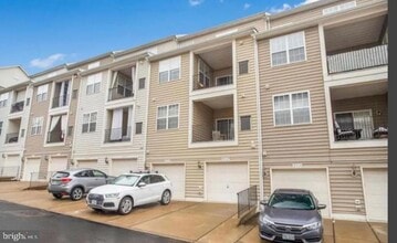 Building Photo - 2667 Sheffield Hill Way