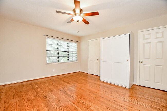 Building Photo - 5244 Arboles Dr