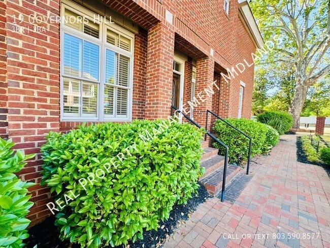 Building Photo - 19 Governors Hill-