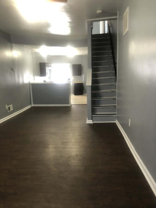 Building Photo - Welcome home to this charming 2-bedroom gem on St. Benedict Street!