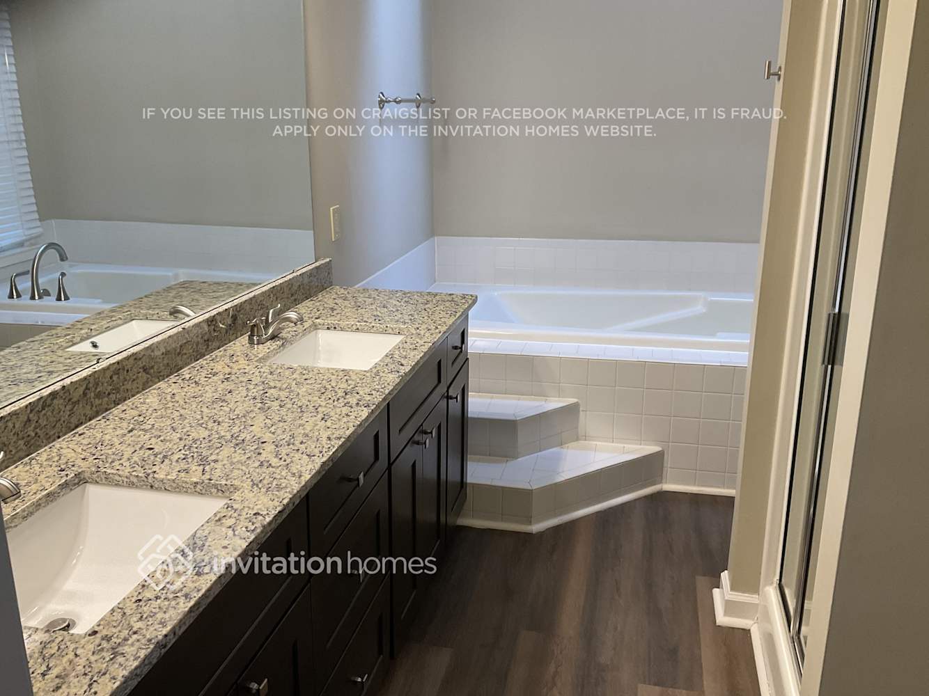 Building Photo - 19808 Coachmans Trace