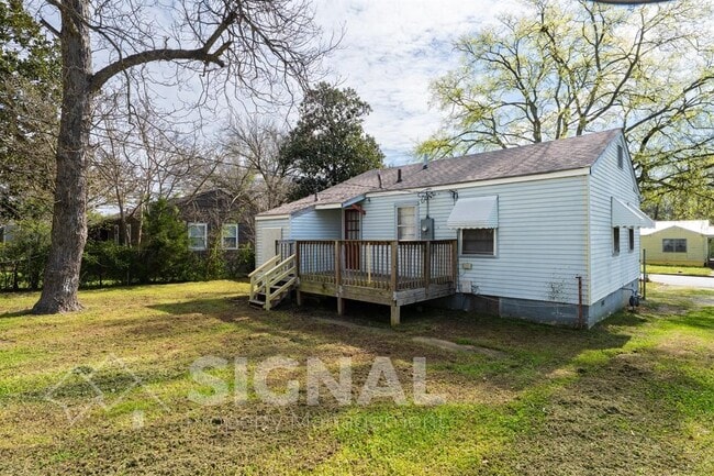 Building Photo - 5836 Court Q