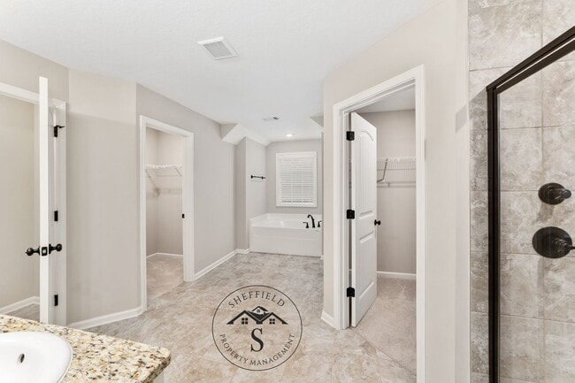 Building Photo - 7772 Coppice Dr