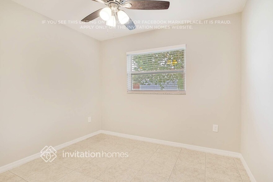 Building Photo - 6146 Balboa Dr
