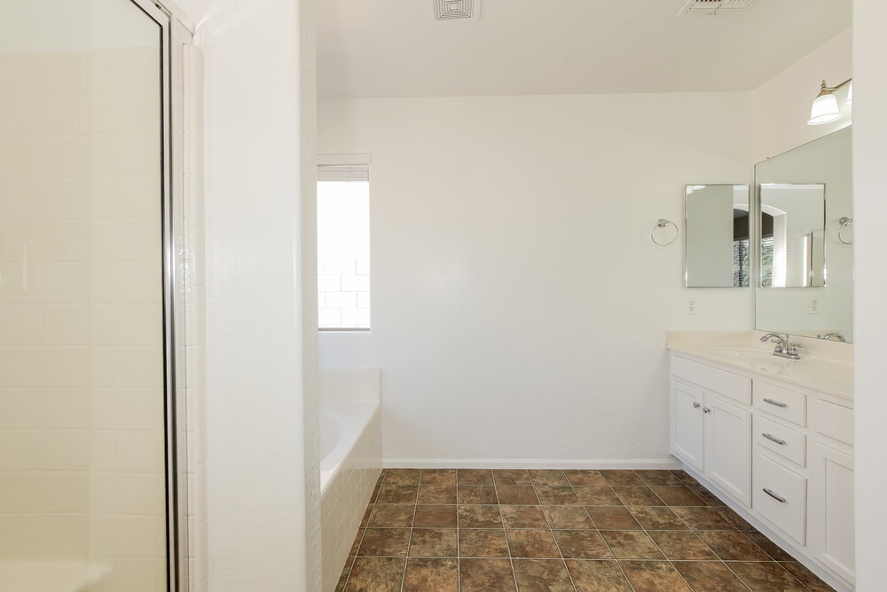 Building Photo - 14988 W Riviera Dr