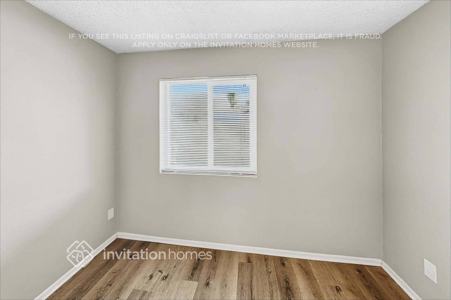 Building Photo - 12645 N 47th Dr