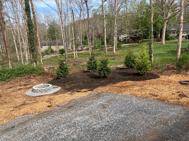 Building Photo - GORGEOUS NEW CONSTRUCTION IN HENDERSONVILLE