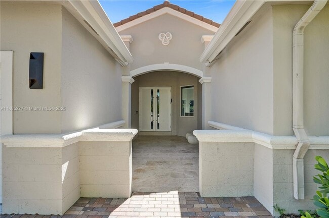 Building Photo - 3234 SW 53rd Ct