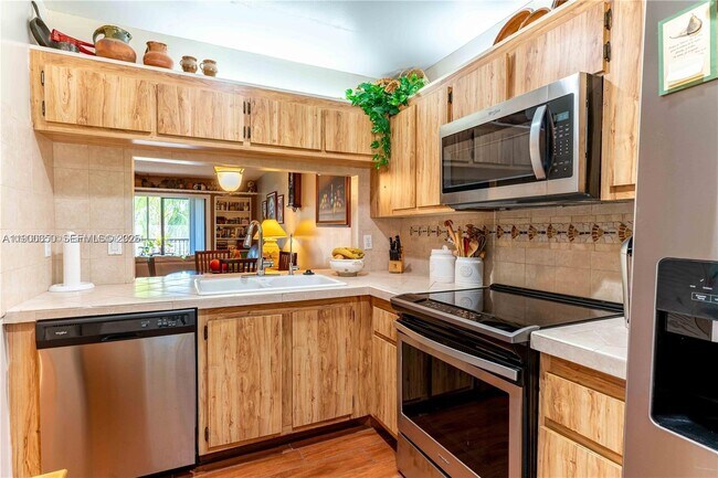 Building Photo - 15805 W Waterside Cir