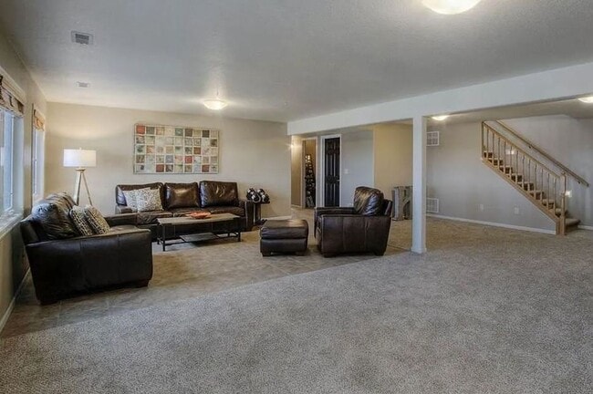 Building Photo - 4 BED | 3 BATH | 3 CAR GARAGE | TERRACITA ...
