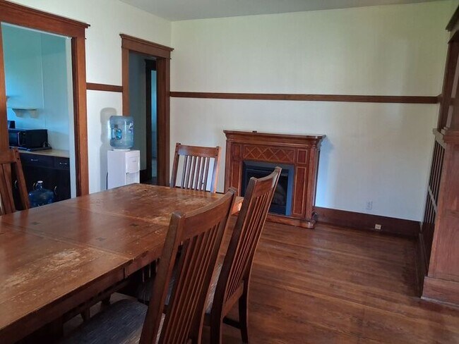 Building Photo - 4 bedroom home in Galien, MI