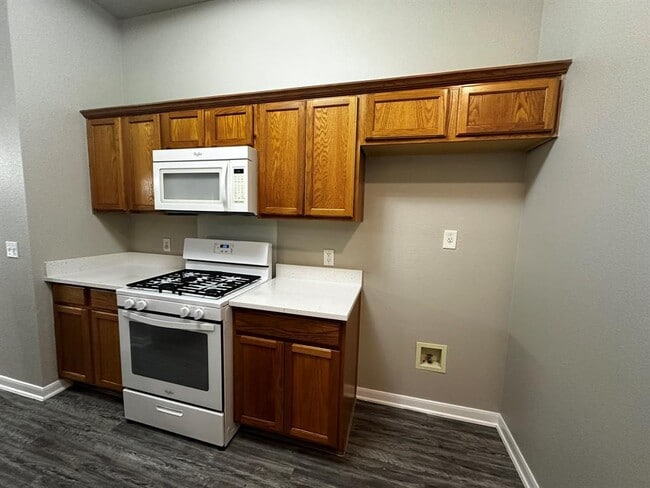 Building Photo - 7220 Wardman Dr