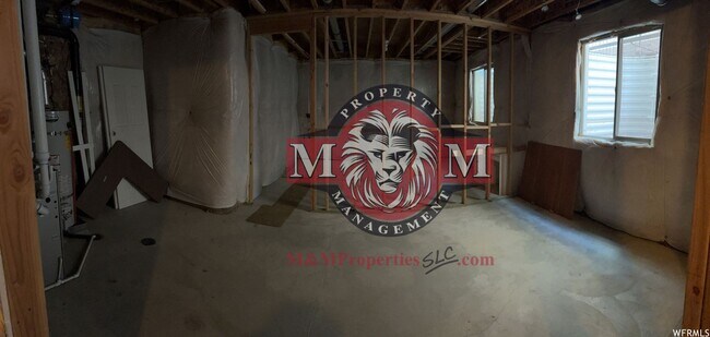 Building Photo - Beautiful 3 Bed 2.5 Bath - 2 Story Home in...