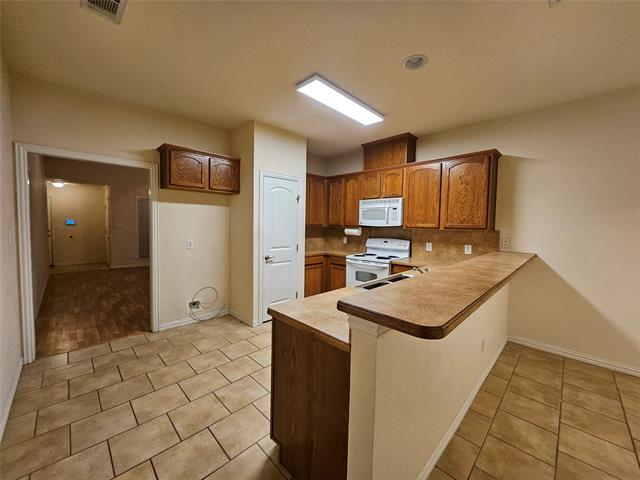 Building Photo - 421 Sheri Ln