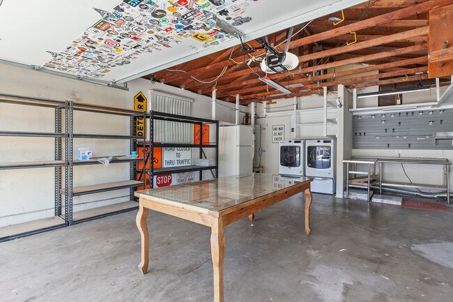 Building Photo - Welcome to Your Dream Home in Sunny San Di...