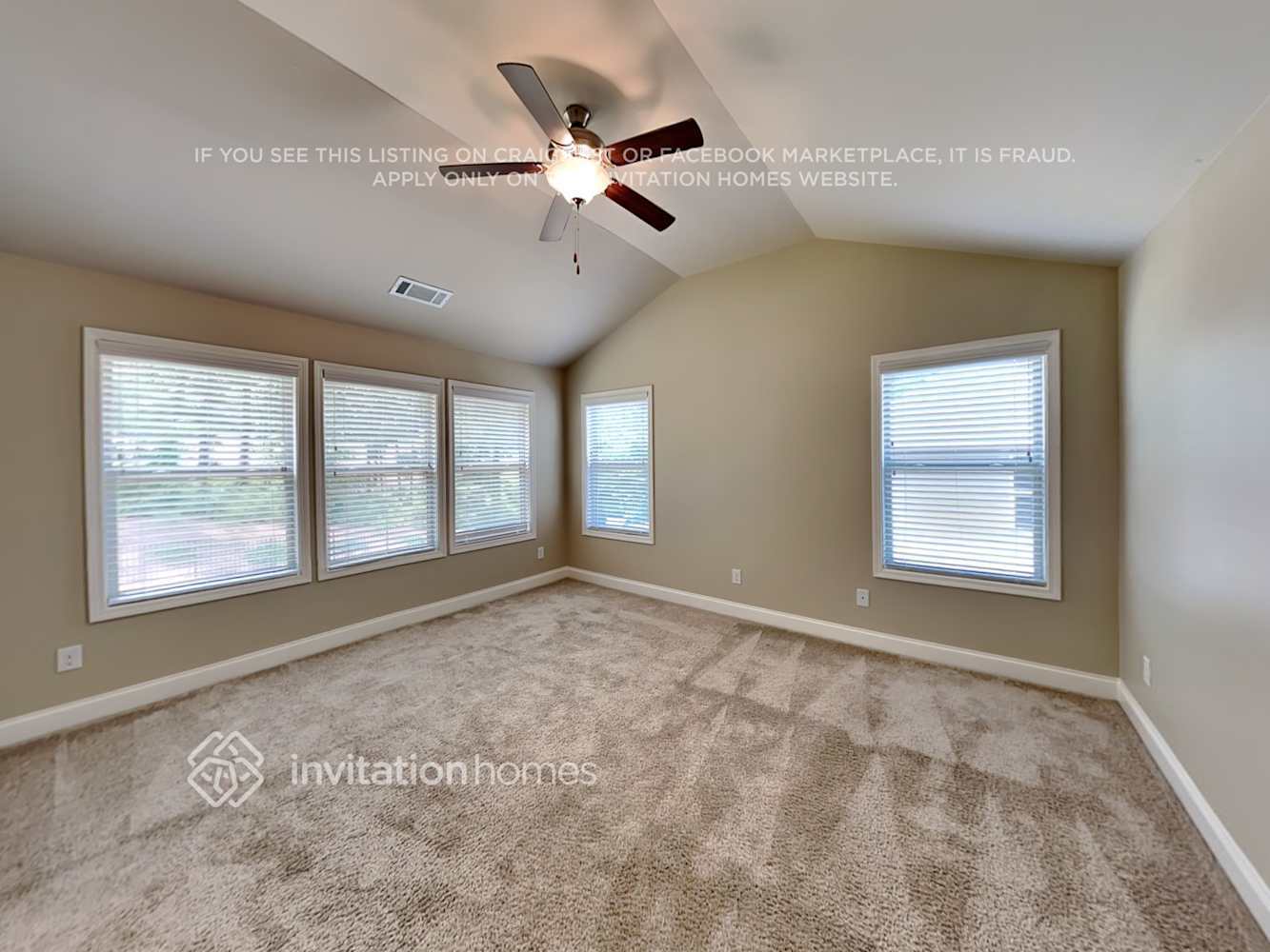 Building Photo - 227 Sage Dr