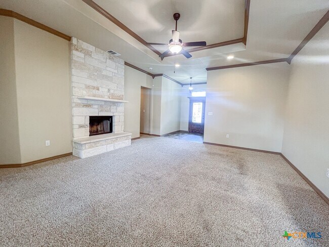Building Photo - 700 Cosper Creek Dr