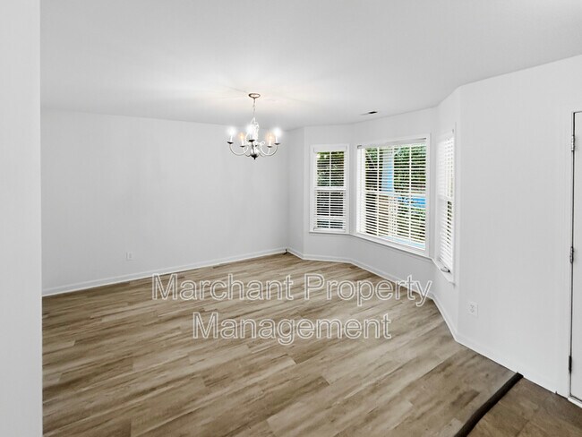 Building Photo - 52 Cardinal Creek Dr
